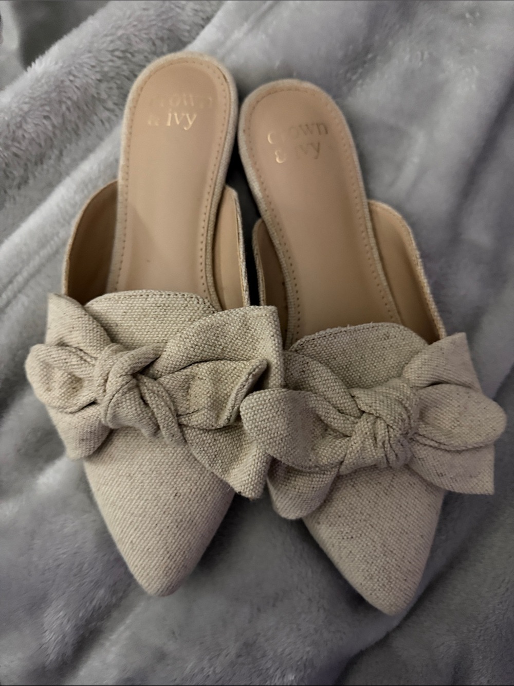 crown & ivy beige bow-pointed slip-on mules